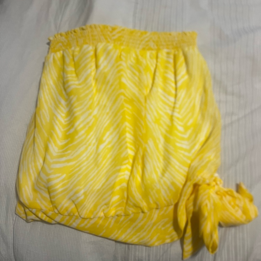Yellow and White Patterned Top